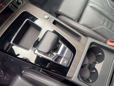 Used 2023 Audi Q5 2.0T Premium w/ Convenience Package image 69