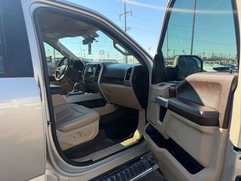Used 2018 Ford F150 Lariat w/ Equipment Group 501A Mid AWD/4WD image 7