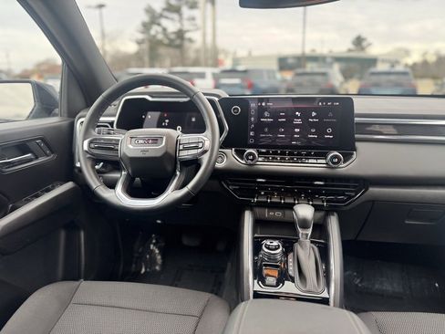 Used 2025 GMC Canyon Elevation w/ Convenience Package image 12