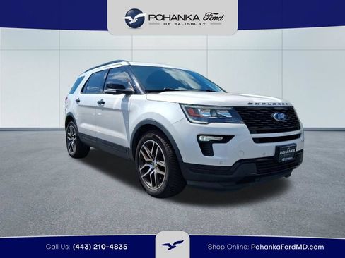 Used 2018 Ford Explorer Sport AWD/4WD image 3