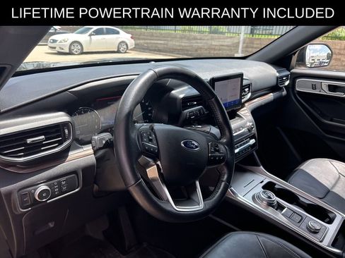 Used 2020 Ford Explorer Limited w/ Class III Trailer Tow Package AWD/4WD image 17