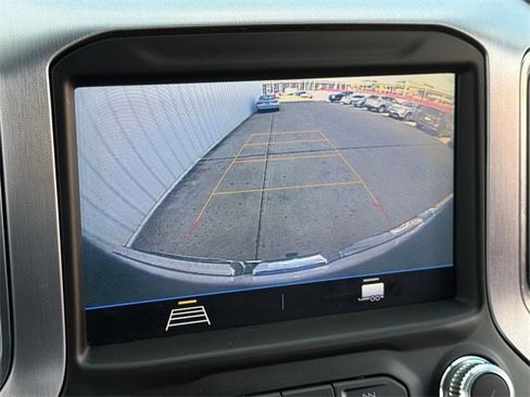 Used 2021 GMC Sierra 1500 Elevation w/ Driver Alert Package I image 17