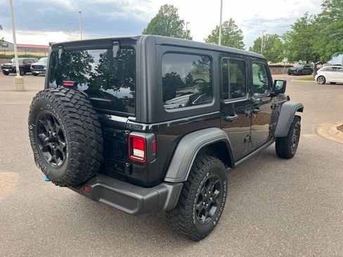 Used 2023 Jeep Wrangler Unlimited w/ Cold Weather Group AWD/4WD image 5