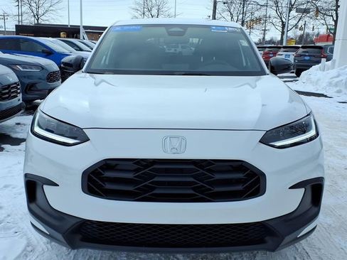 Certified 2026 Honda HR-V Sport image 2