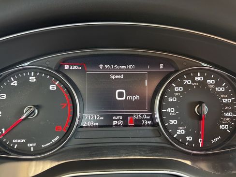 Used 2019 Audi A4 2.0T Premium image 18