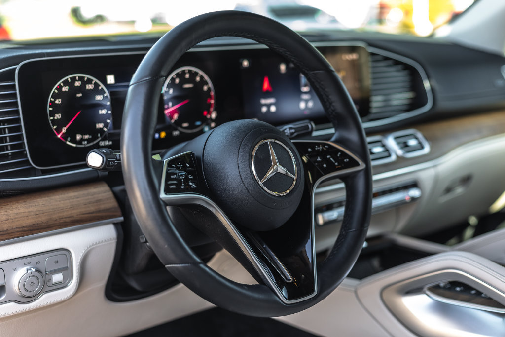 Used 2026 Mercedes-Benz GLE 350 4MATIC image 9