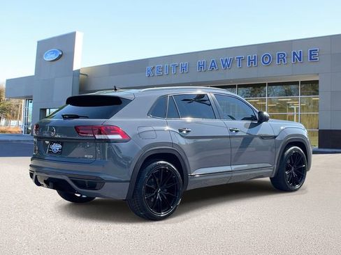 Used 2022 Volkswagen Atlas Cross Sport SEL R-Line AWD/4WD image 6
