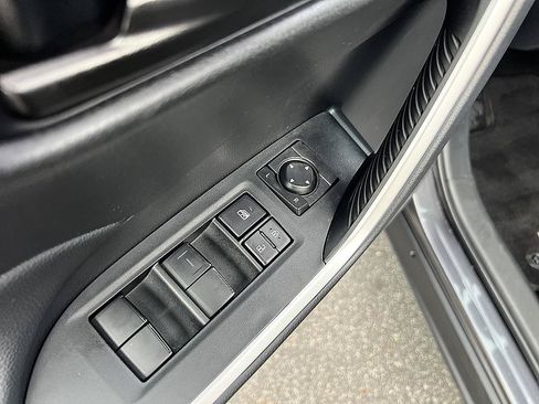 Used 2024 Toyota RAV4 LE FWD image 20