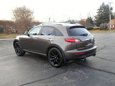 Used 2004 INFINITI FX45 AWD w/ Technology Pkg image 8