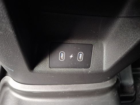 Used 2025 Hyundai Santa Cruz SE AWD/4WD image 11