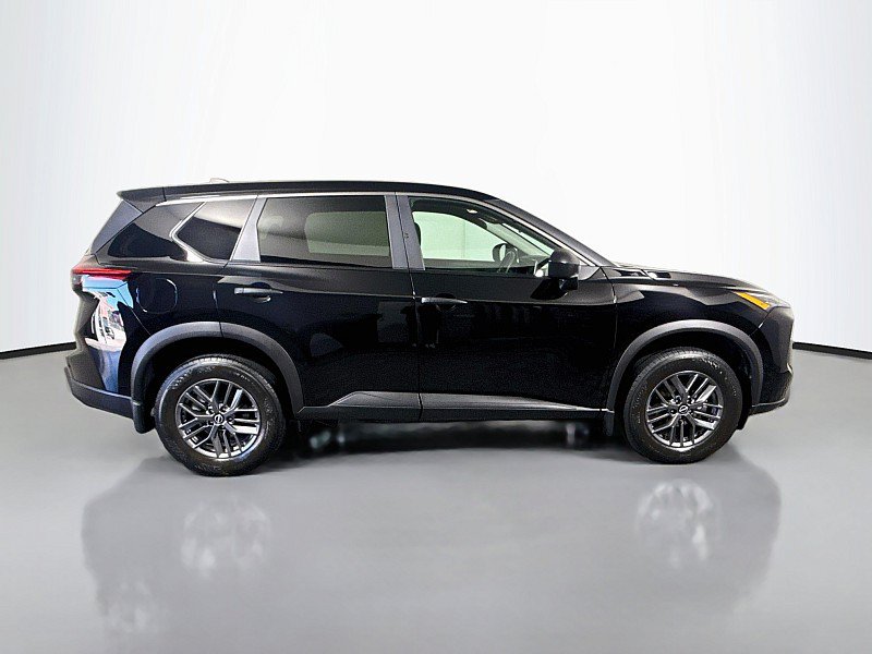 Certified 2026 Nissan Rogue S AWD/4WD image 8