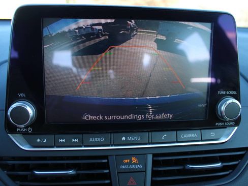 Used 2019 Nissan Altima 2.5 SV image 24