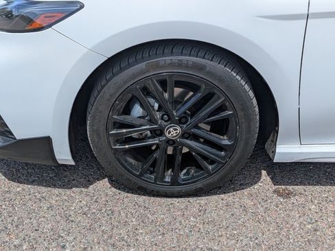 Used 2025 Toyota Camry SE FWD image 14