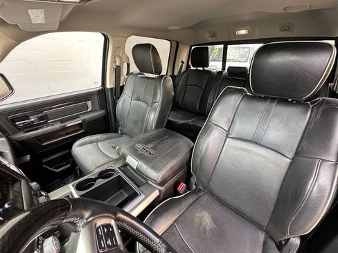 Used 2014 RAM 1500 Limited AWD/4WD image 18