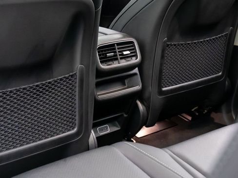 Certified 2024 Mercedes-Benz GLE 350 4MATIC image 18