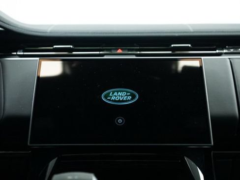 Used 2025 Land Rover Range Rover Sport AWD/4WD image 15