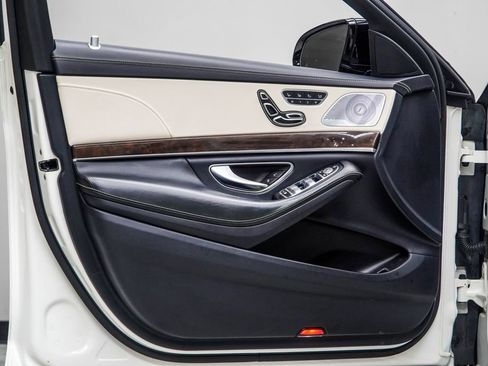 Used 2019 Mercedes-Benz S 63 AMG S 4MATIC Sedan image 37