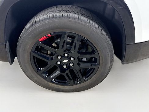 Used 2021 Chevrolet Traverse Premier w/ Redline Edition FWD image 40