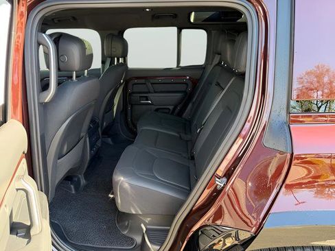 Certified 2025 Land Rover Defender 110 Sedona Red Edition AWD/4WD image 29