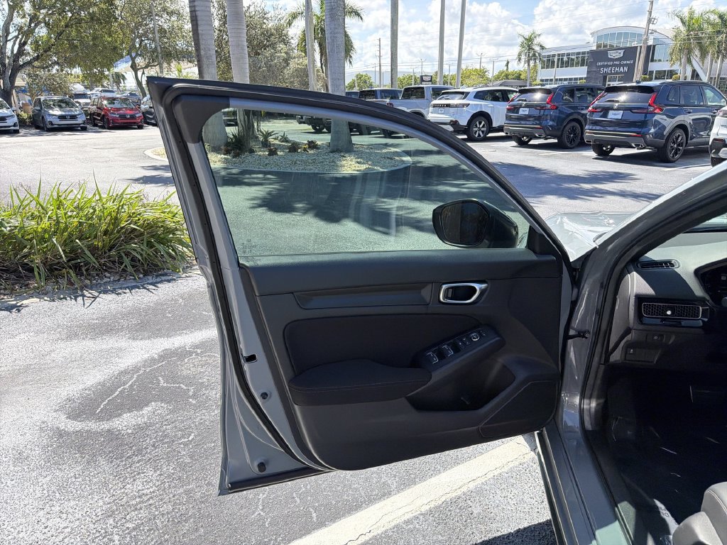 Certified 2025 Honda Civic Sport image 34