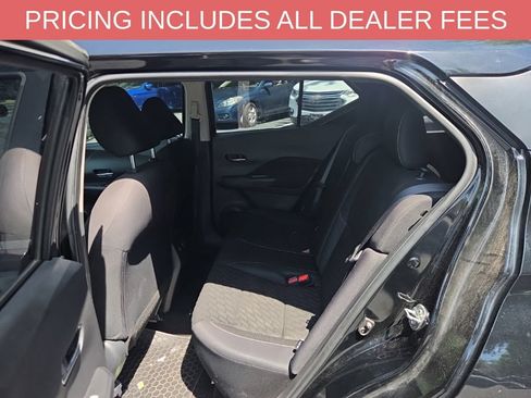 Used 2021 Nissan Kicks SV FWD image 6