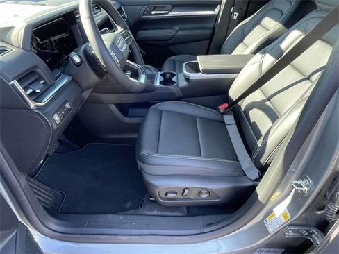 New 2026 GMC Terrain Elevation w/ Elevation Premium Package image 12