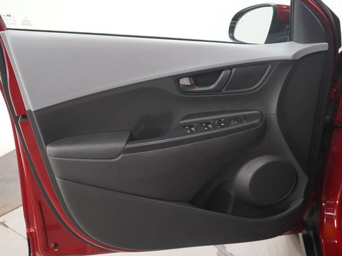 Used 2020 Hyundai Kona SEL FWD image 20