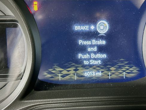 Used 2025 Jeep Wrangler Sahara image 18