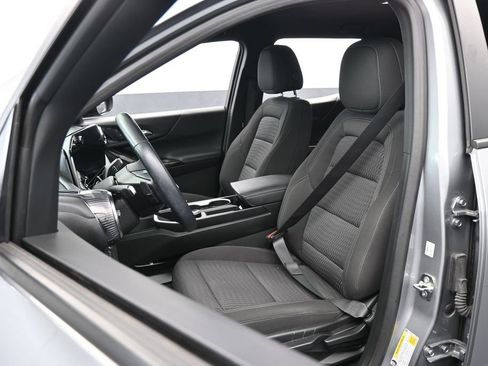 Used 2026 Chevrolet Equinox LT FWD image 10