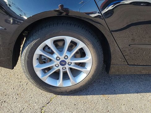 Used 2020 Ford Fusion SE FWD image 7
