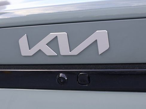 New 2025 Kia K4 LXS image 17