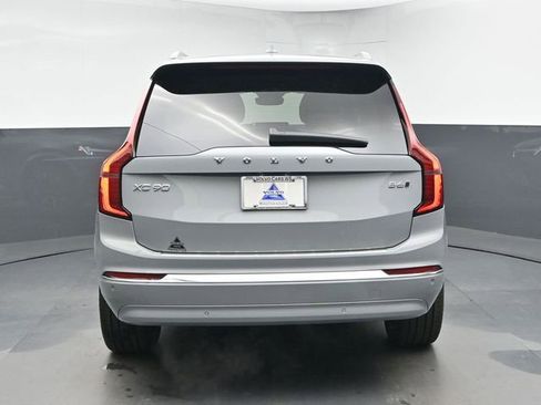 New 2026 Volvo XC90 B6 Plus w/ Protection Package Premier image 7
