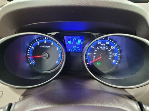 Used 2015 Hyundai Tucson GLS image 23