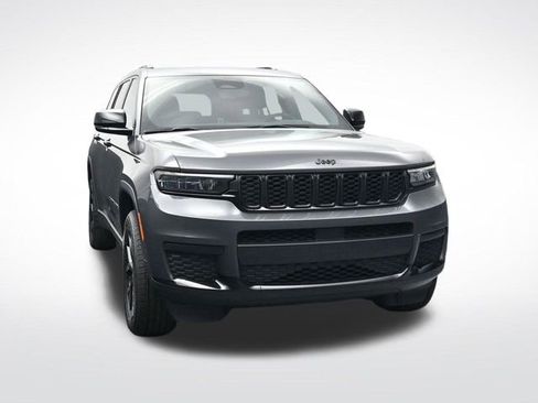 Used 2024 Jeep Grand Cherokee L Laredo image 10