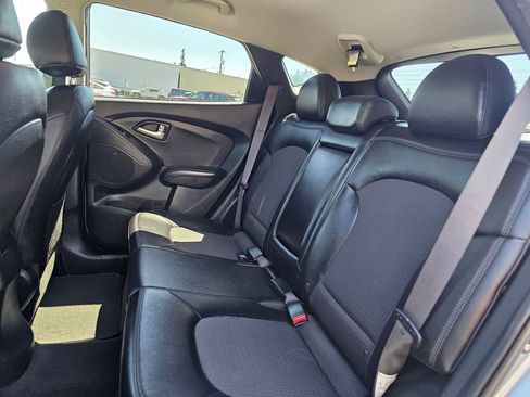 Used 2013 Hyundai Tucson GLS AWD/4WD image 16