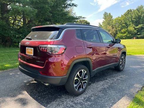 Used 2022 Jeep Compass Limited AWD/4WD image 3