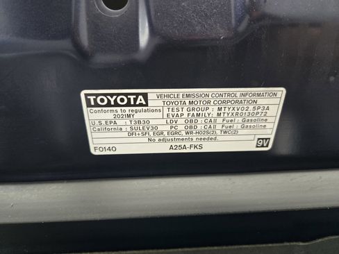 Used 2021 Toyota Camry XSE image 27