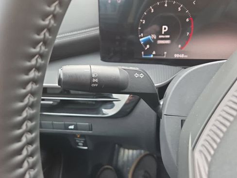 Used 2025 Nissan Murano SV AWD/4WD image 28