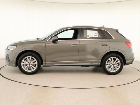 New 2025 Audi Q3 2.0T Premium image 2