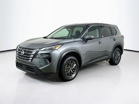 Used 2026 Nissan Rogue SV AWD/4WD image 3