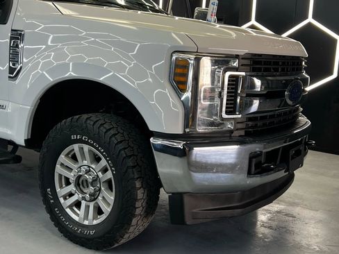 Used 2019 Ford F250 XLT AWD/4WD image 14