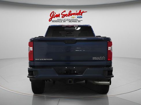 Used 2022 Chevrolet Silverado 3500 High Country w/ Z71 Off-Road Package image 5