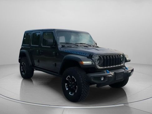Used 2025 Jeep Wrangler Unlimited Rubicon 4xe w/ Convenience Group image 2