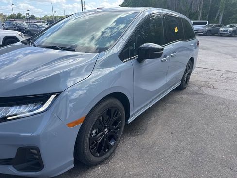Used 2025 Honda Odyssey Sport-L image 2
