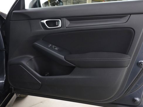 Used 2024 Honda Civic Sport image 9