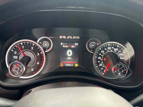 Used 2024 RAM 2500 Big Horn image 31