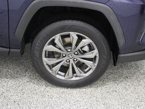 Used 2022 Toyota RAV4 Limited AWD/4WD image 5
