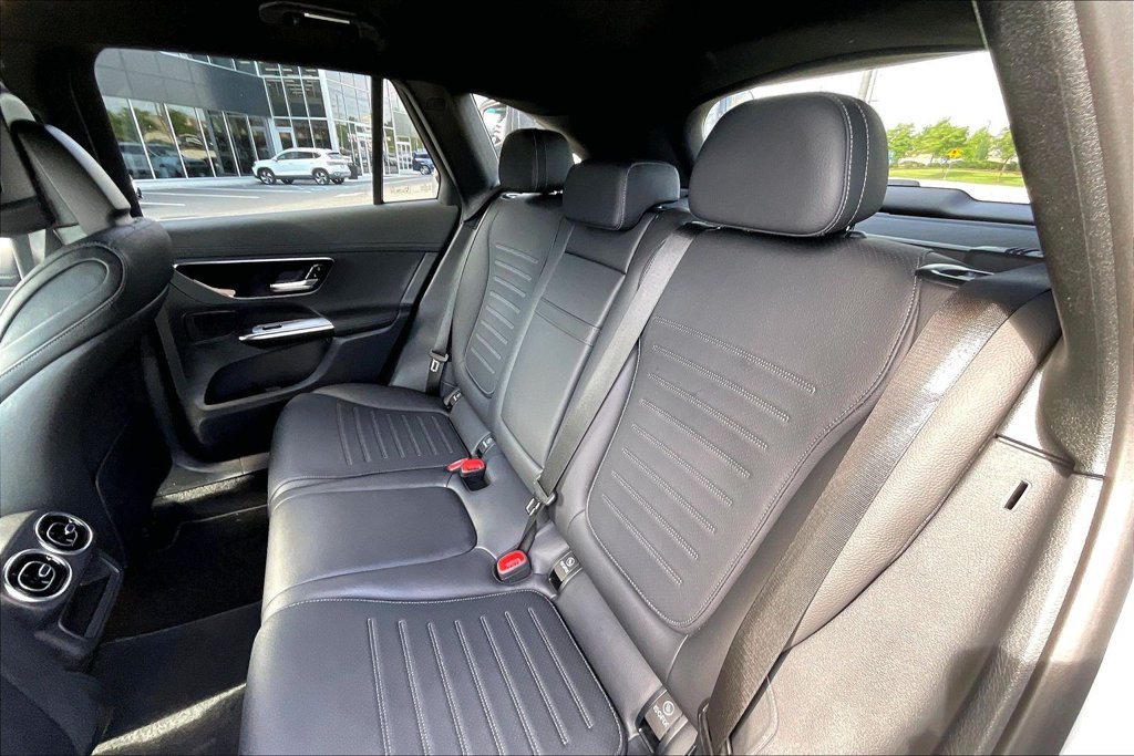 Certified 2025 Mercedes-Benz GLC 350e 4MATIC image 18