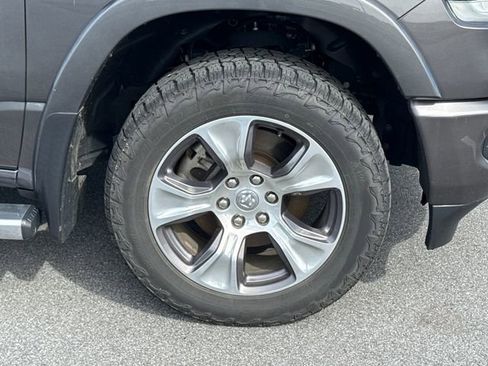 Used 2022 RAM 1500 Laramie AWD/4WD image 11