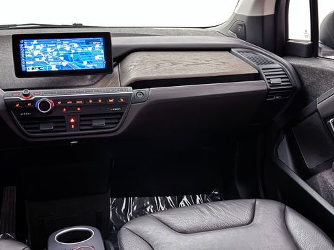 Used 2017 BMW i3 w/ Range Extender image 26